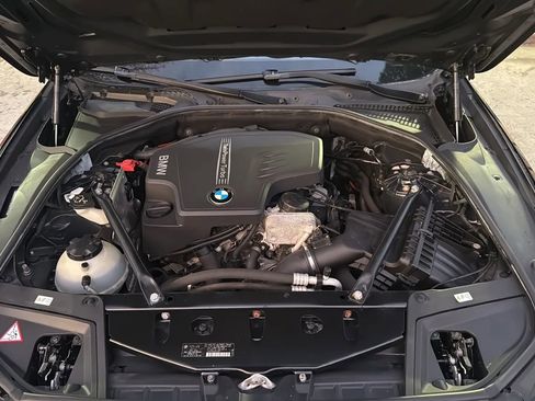 Used 2014 BMW 528i xDrive Sedan AWD/4WD image 12