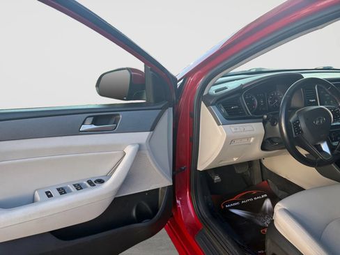 Used 2019 Hyundai Sonata SEL FWD image 11