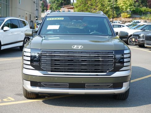 Used 2026 Hyundai Palisade Calligraphy image 2