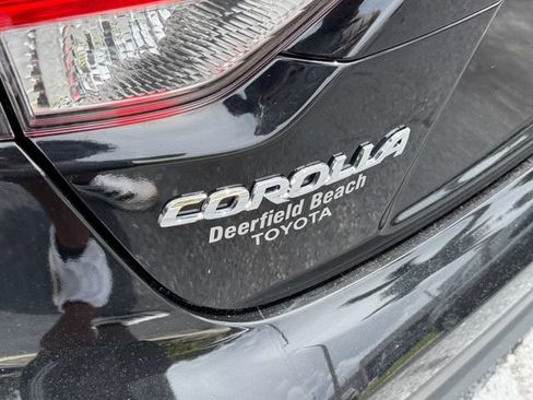 Used 2024 Toyota Corolla LE w/ LE Convenience Package FWD image 15
