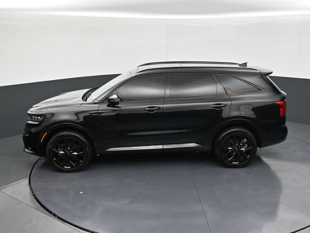 Used 2023 Kia Sorento SX AWD/4WD image 13