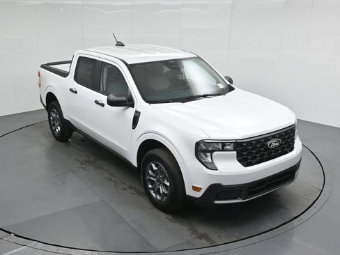 New 2026 Ford Maverick XLT FWD image 34