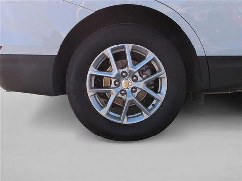 Used 2024 Chevrolet Equinox LT AWD/4WD image 22