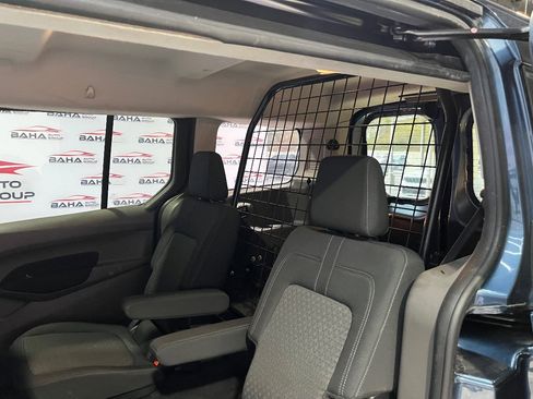 Used 2020 Ford Transit Connect XLT image 33