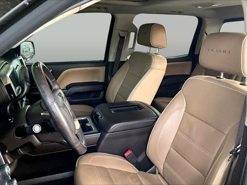 Used 2017 GMC Sierra 1500 Denali w/ Denali Ultimate Package AWD/4WD image 8