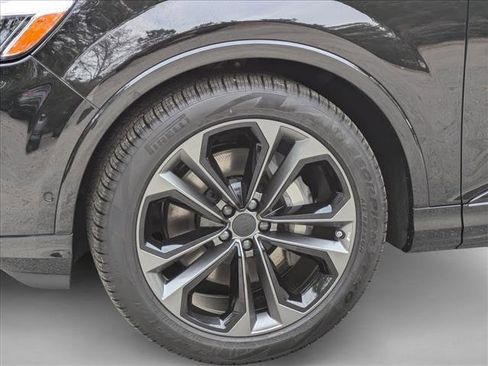New 2026 Audi Q7 Premium Plus image 10