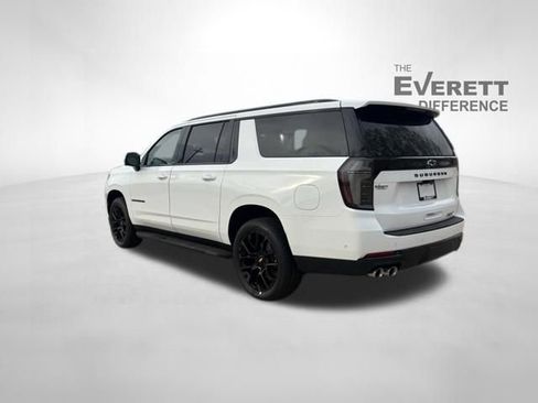 New 2026 Chevrolet Suburban RST image 5