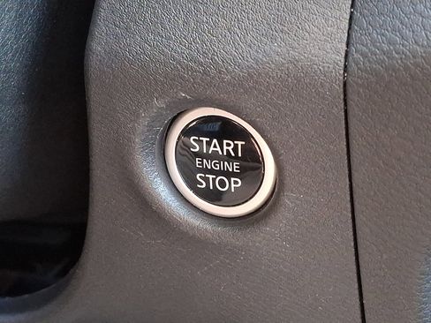 Used 2024 Nissan Frontier PRO-4X w/ Off-Road Protection Package image 23