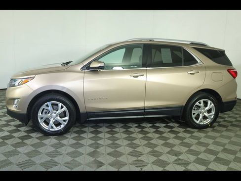 Used 2018 Chevrolet Equinox LT AWD/4WD image 14