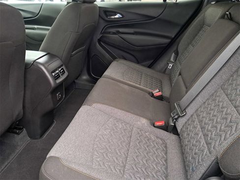 Used 2024 Chevrolet Equinox LT image 12