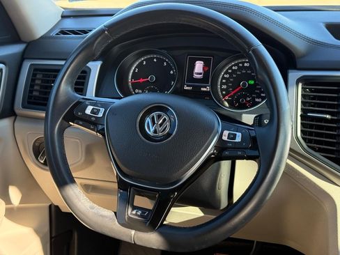 Used 2020 Volkswagen Atlas SE AWD/4WD image 13