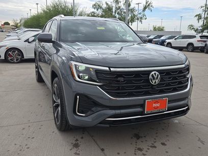 New 2025 Volkswagen Atlas Cross Sport SEL Premium R-Line