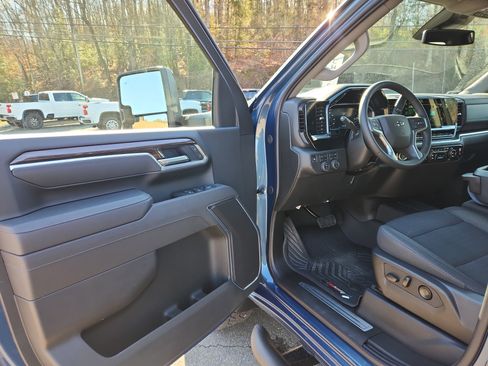 Used 2026 Chevrolet Silverado 2500 LT w/ Trail Boss Package image 21