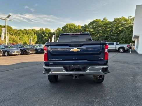 Used 2022 Chevrolet Silverado 3500 LTZ w/ LTZ Premium Package AWD/4WD image 6