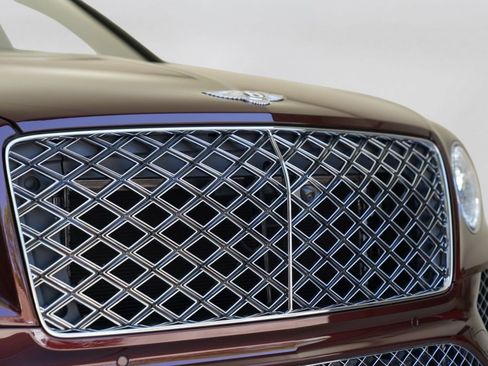 New 2026 Bentley Bentayga Extended Wheelbase AWD/4WD image 44