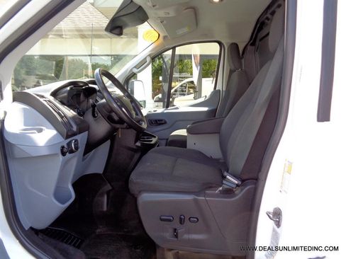 Used 2019 Ford Transit 250 130 Low Roof RWD image 9