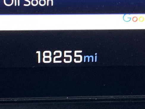 Used 2025 Chevrolet Equinox LT image 9