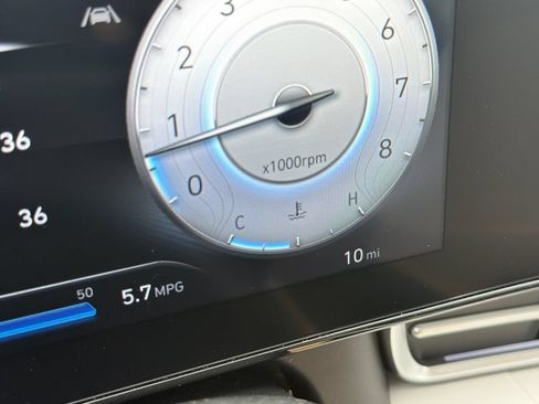 New 2026 Hyundai Elantra Limited FWD image 21