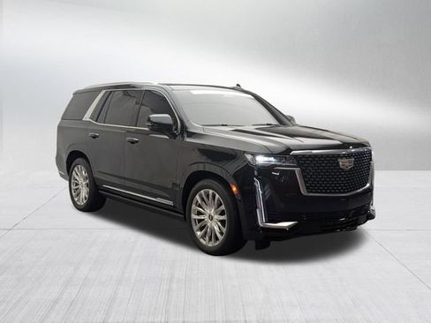 Certified 2024 Cadillac Escalade Premium Luxury w/ Performance Package AWD/4WD image 3