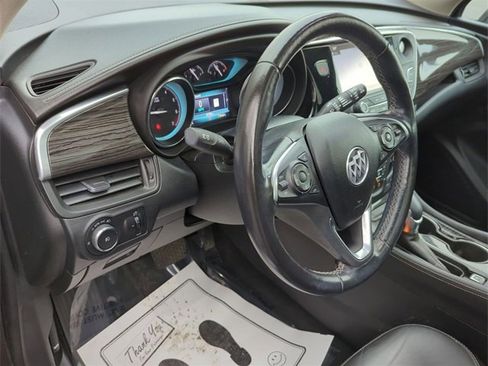 Certified 2018 Buick Envision Essence image 10