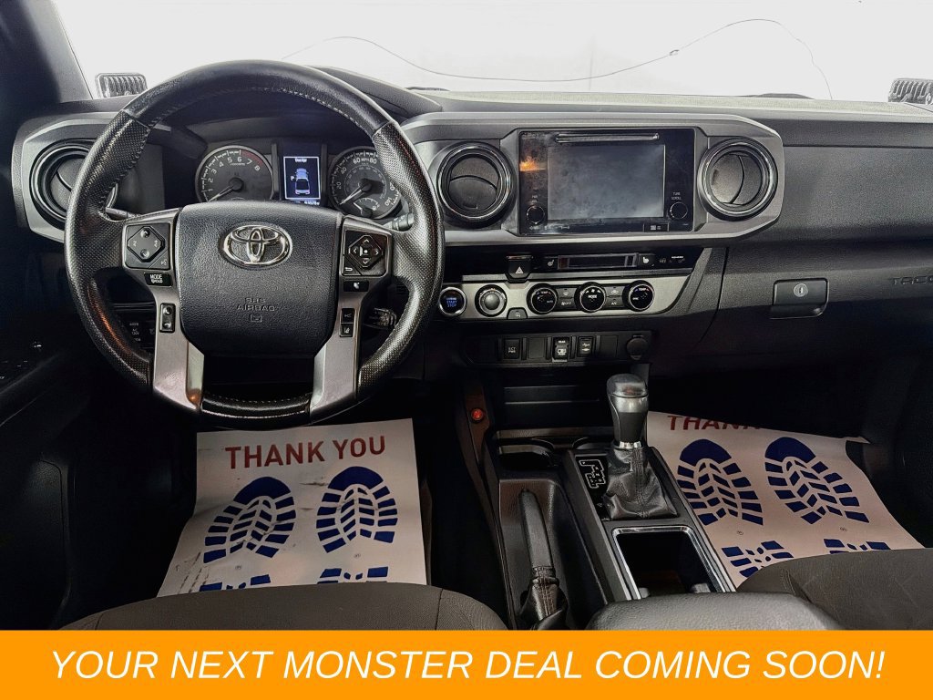 Used 2018 Toyota Tacoma TRD Sport AWD/4WD image 22