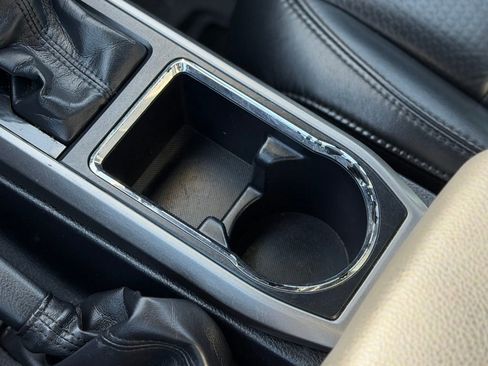 Used 2019 Toyota Tacoma Limited image 19