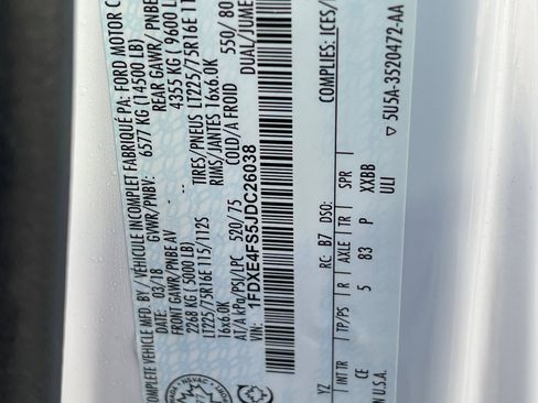 Used 2018 Ford E-450 and Econoline 450 Super Duty w/ Exterior Upgrade Package image 26