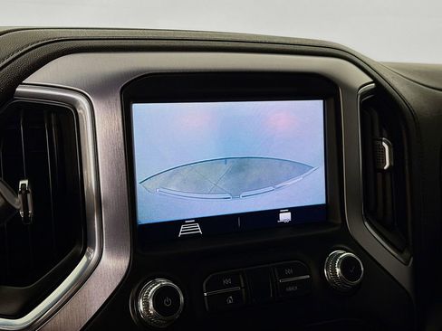 Used 2020 GMC Sierra 1500 SLE w/ SLE Value Package image 15