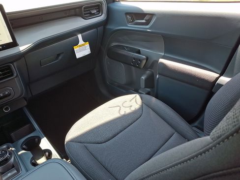New 2026 Ford Maverick XL AWD/4WD image 9