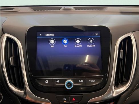Certified 2022 Chevrolet Equinox Premier FWD image 24