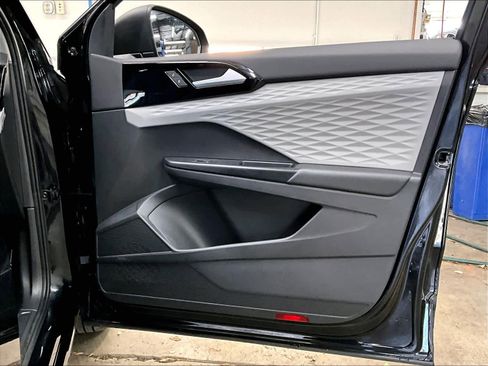 Used 2022 Volkswagen Taos S w/ IQ Drive S Package image 26