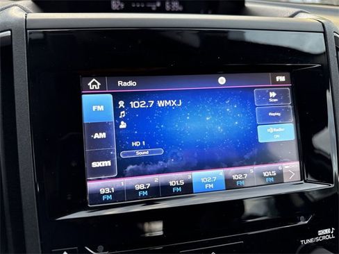 Used 2020 Subaru Impreza 2.0i Premium image 16