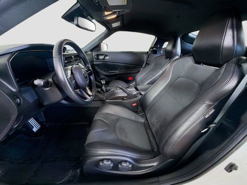 Used 2024 Nissan Z Performance w/ Floor Mat Package RWD image 22