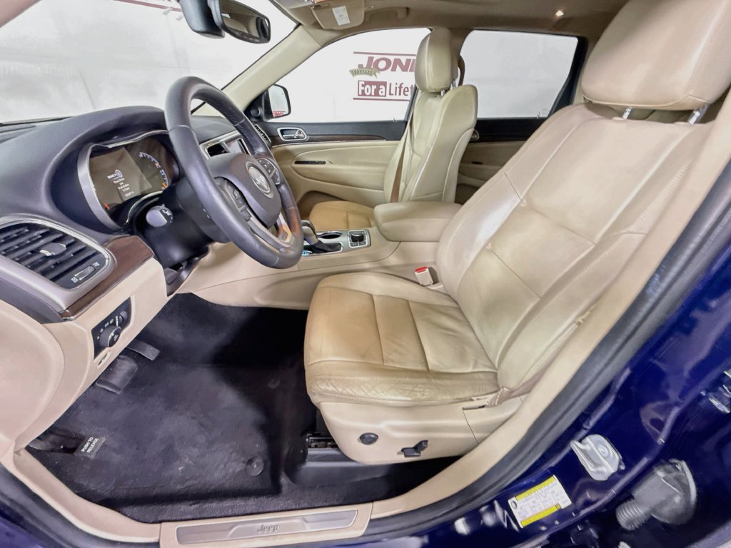 Used 2018 Jeep Grand Cherokee Limited AWD/4WD image 27