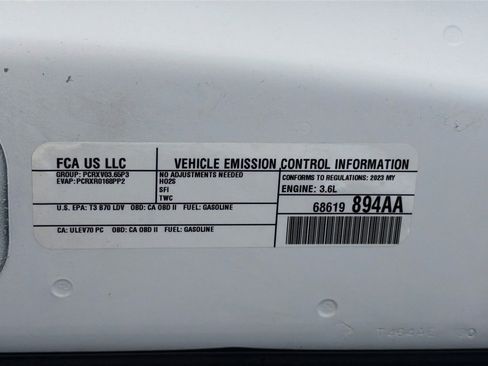 Used 2023 Chrysler 300 Touring L image 15