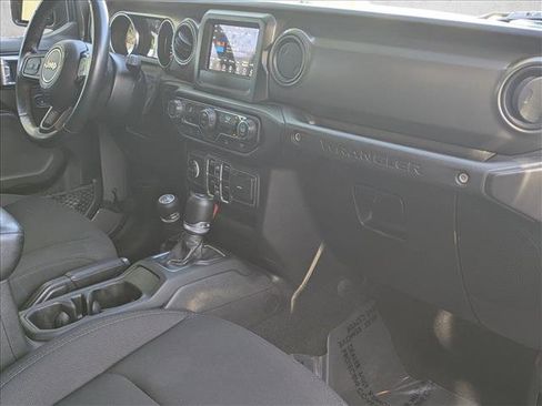 Used 2022 Jeep Wrangler Unlimited Sport image 20