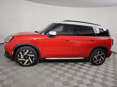 New 2026 MINI Cooper Countryman S w/ Comfort Package Max image 8