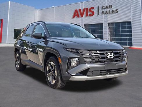 Used 2025 Hyundai Tucson SEL AWD/4WD image 3