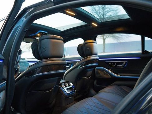 Used 2021 Mercedes-Benz S 580 4MATIC Sedan w/ AMG Line image 36