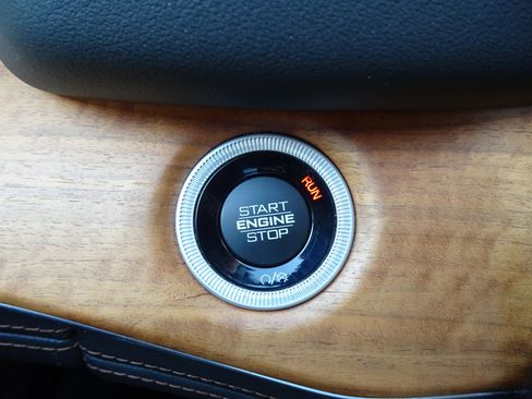 Used 2023 Jeep Grand Cherokee L Summit image 22