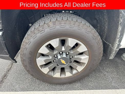 Used 2026 Chevrolet Silverado 2500 Custom w/ Custom Value Package AWD/4WD image 9