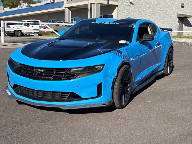 Used 2022 Chevrolet Camaro LT RWD image 3
