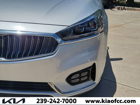 Used 2017 Kia Cadenza Technology FWD image 8
