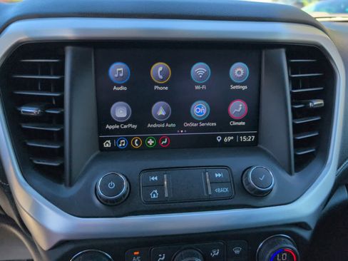 Used 2022 GMC Acadia SLE w/ GMC Pro Grade Package image 25