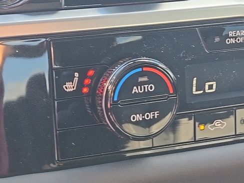 New 2025 Nissan Pathfinder SL image 20