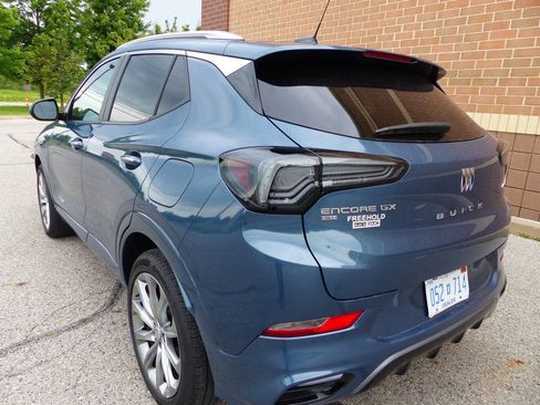 Used 2024 Buick Encore GX Avenir AWD/4WD image 8