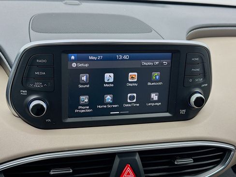 Used 2020 Hyundai Santa Fe SE FWD image 9