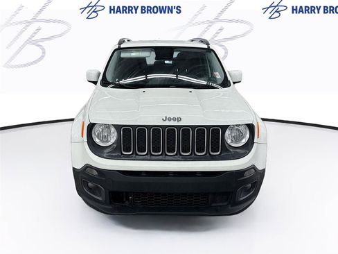 Used 2016 Jeep Renegade Latitude image 6
