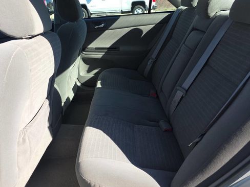 Used 2005 Toyota Camry LE image 10