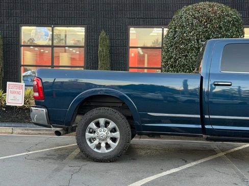 Used 2022 RAM 2500 Limited AWD/4WD image 19